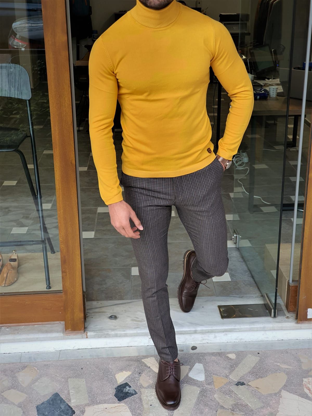 Yellow turtleneck sweater mens插图3