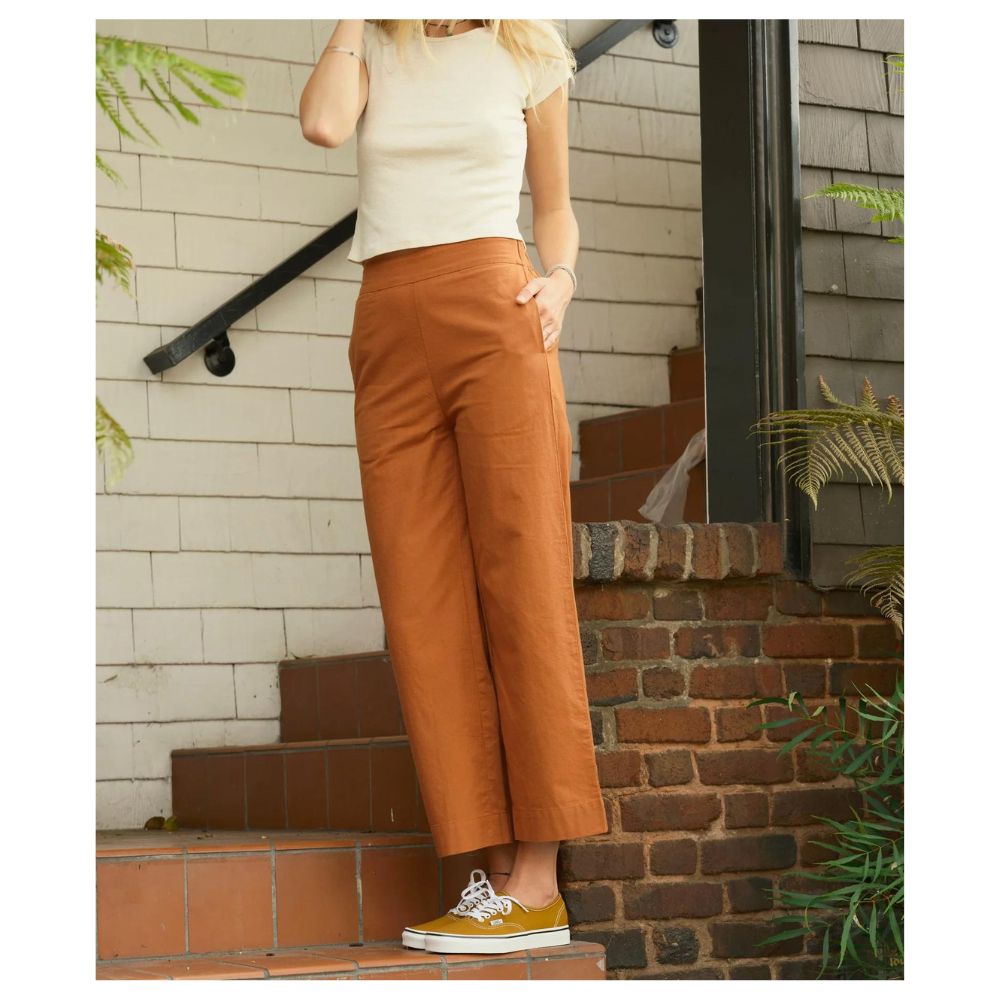 Coyote-Pants-Cognac-Side